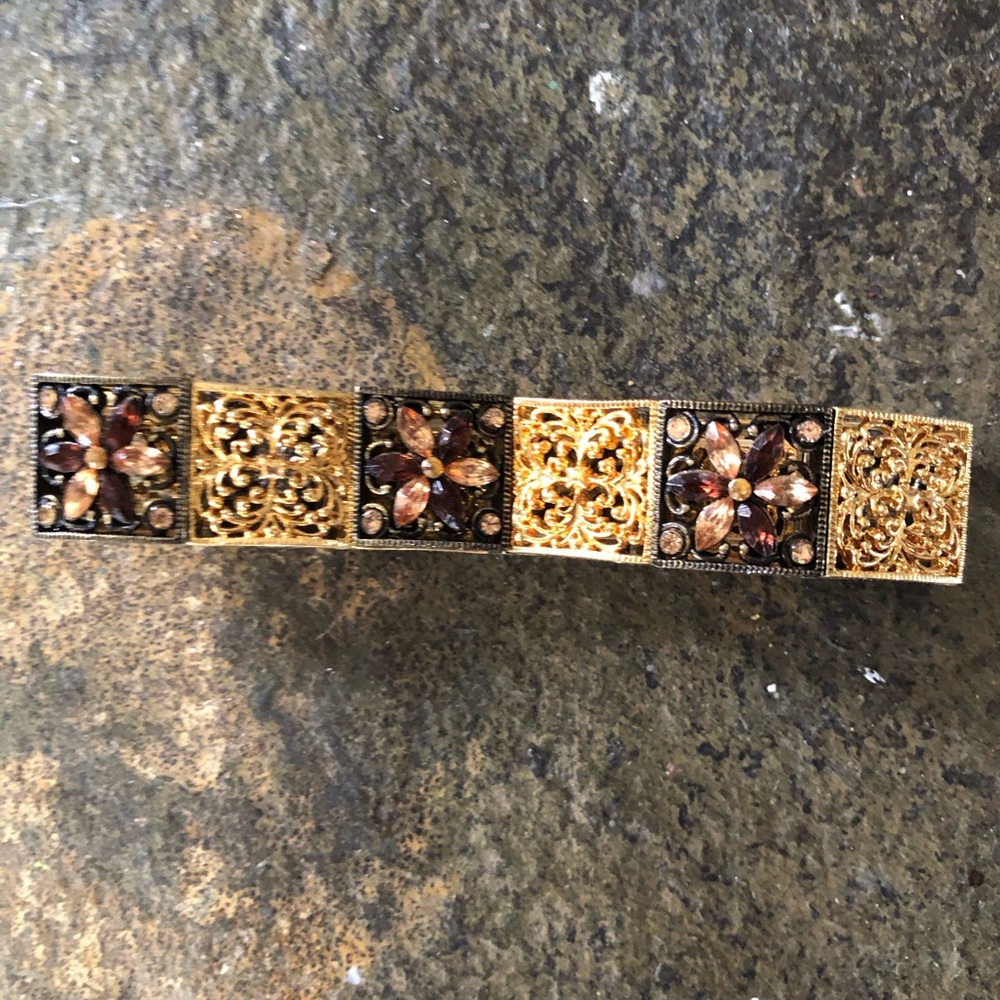 Vintage Style Gold and Black bracelet